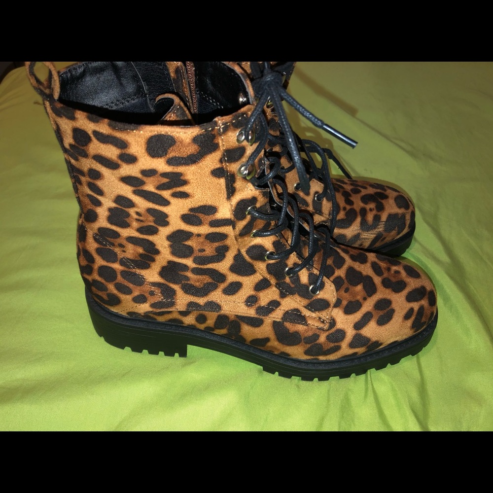 Misslola Leopard Boots WMN Sz 7.5